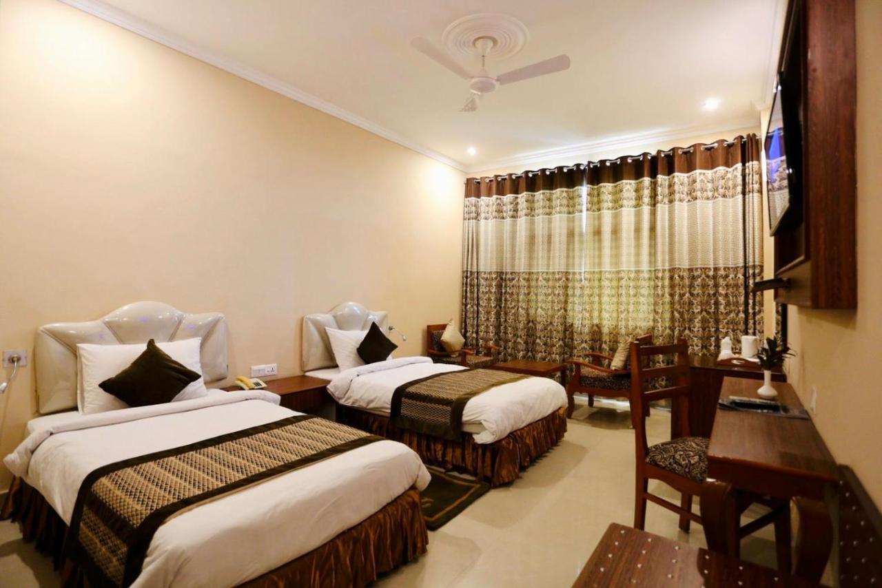 The Imperial Kushinagar Hotel Kültér fotó